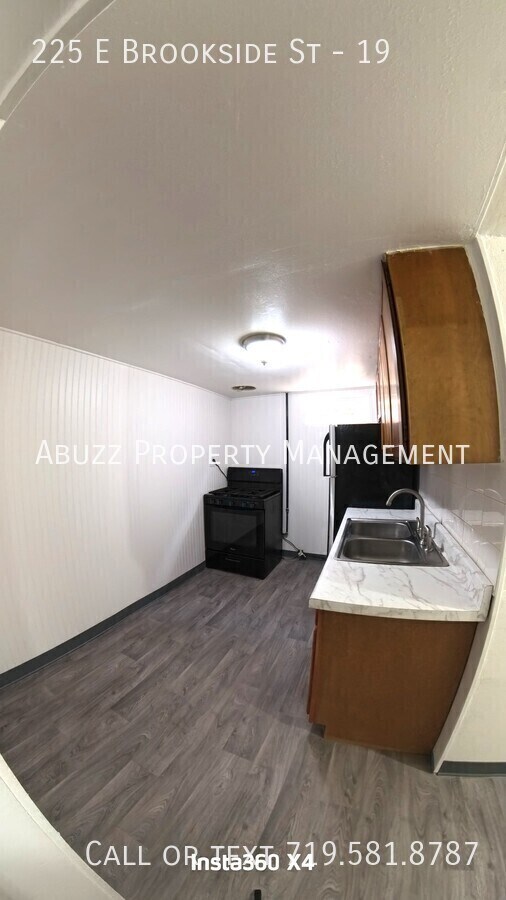Foto del edificio - 225 E Brookside St