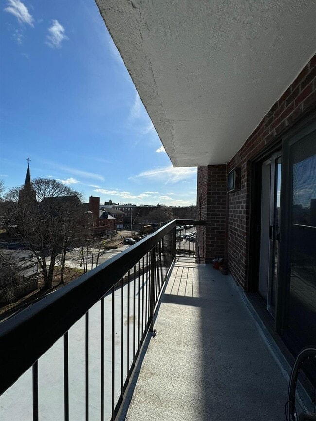 Foto del edificio - 47 Mystic St