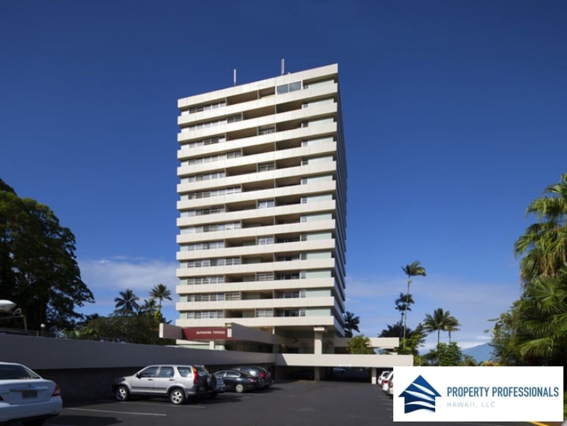 Primary Photo - Bayshore Towers