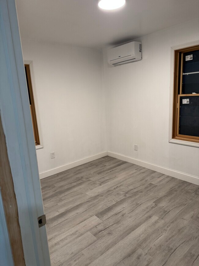 Foto del edificio - 36 Catskill Ave