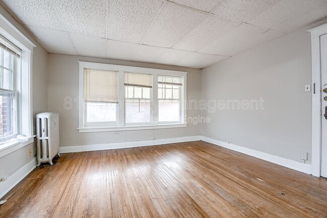 Building Photo - 513 Prospect Ave