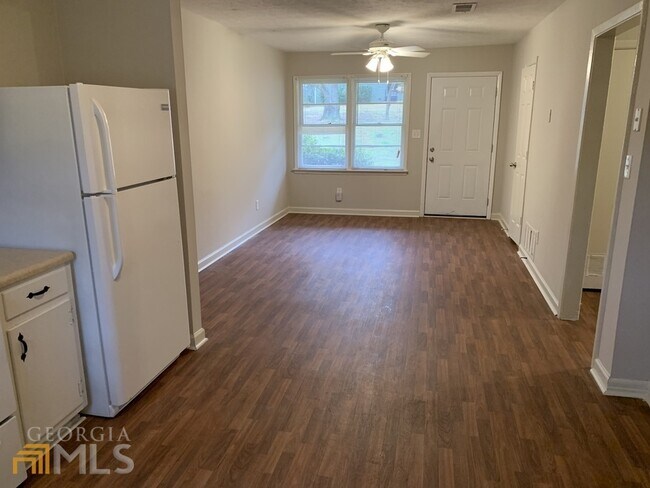 Building Photo - 6211 Florrie Dr