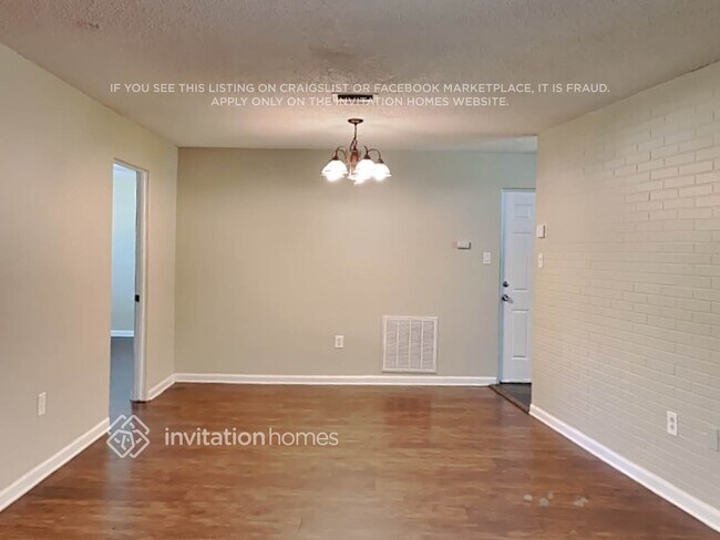 Foto del edificio - 1926 Valley Dr