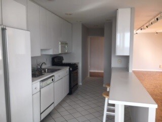 Kitchen - 2324 Madison Rd