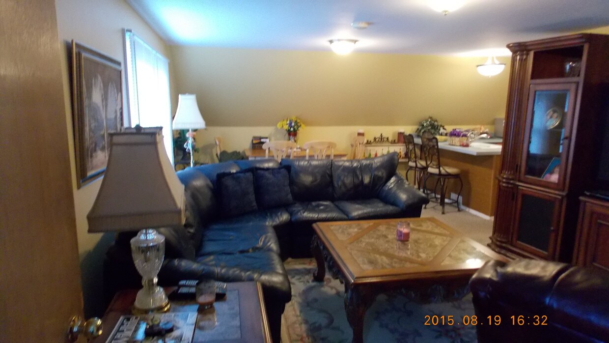 Primary Photo - 335 S Greenwood Ave