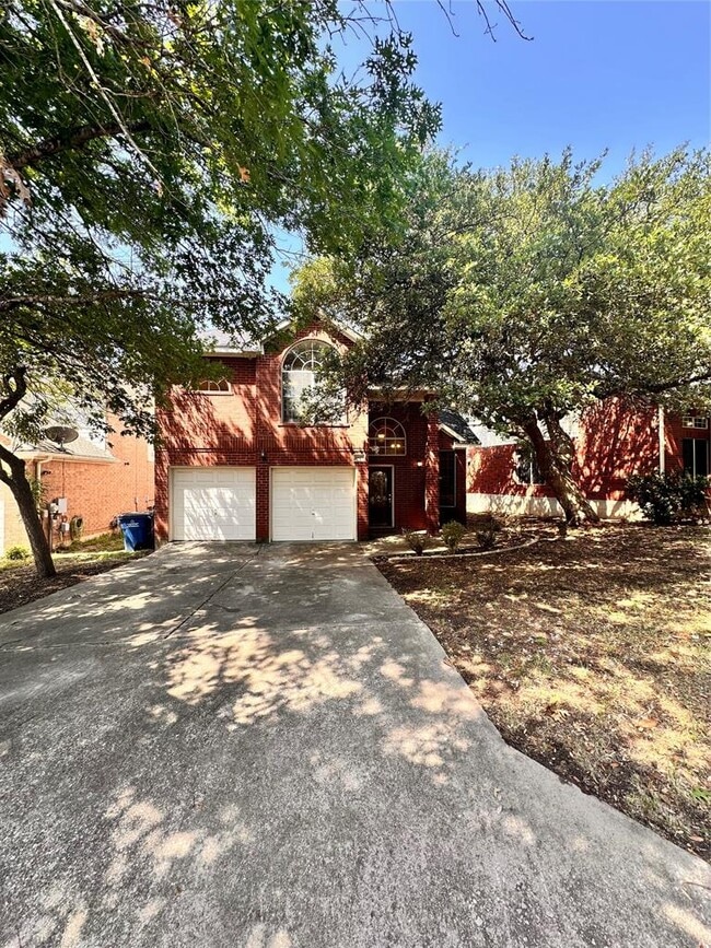 Building Photo - 6617 Debcoe Dr