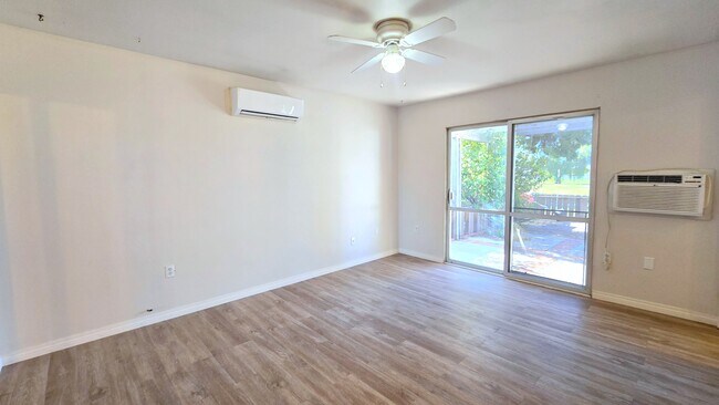 Foto del edificio - 28918 E Worcester Rd