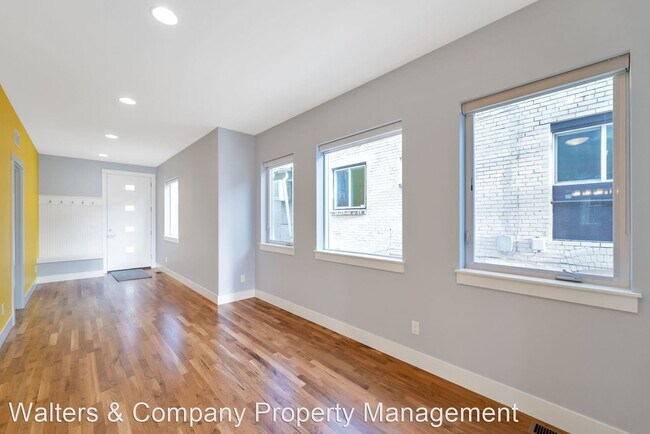 Foto del edificio - 4 br, 4 bath House - 2920 N. Columbine Street