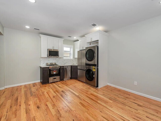 Foto del edificio - 73 Brookwood St