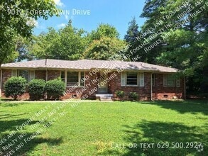 Building Photo - 9012 Forest Lawn Dr