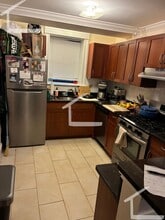 Building Photo - 33 Glenville Ave