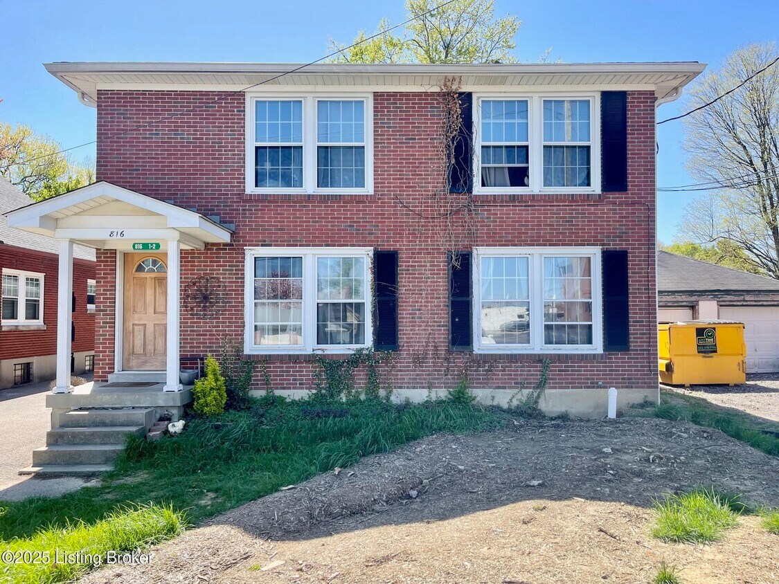 Foto principal - 816 Melford Ave