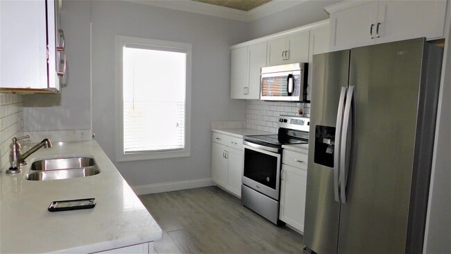 Building Photo - 1177 Waxwing Dr