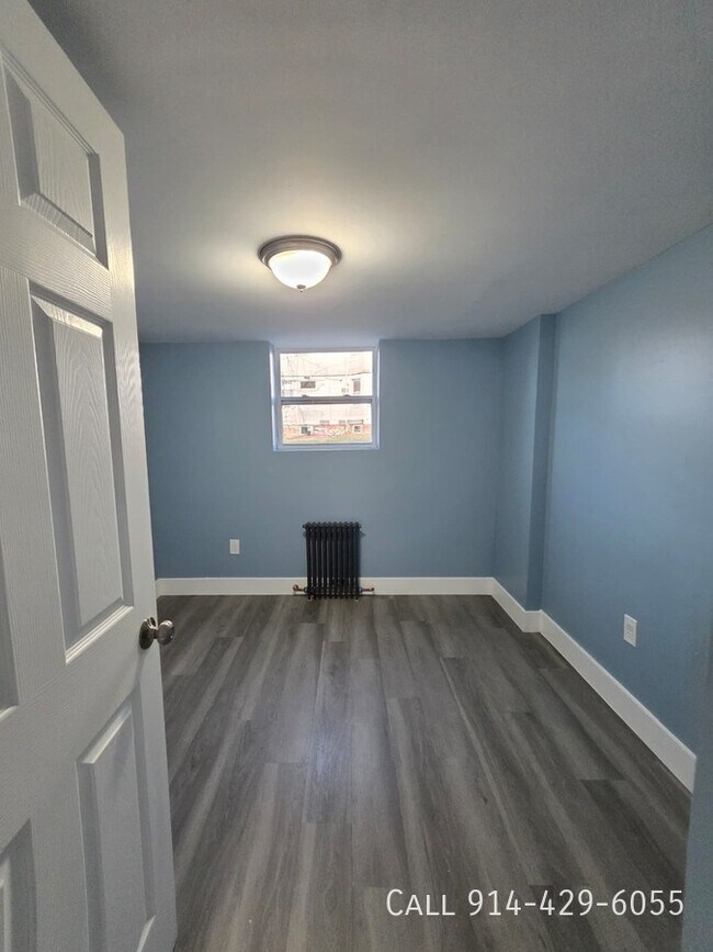 Building Photo - 217 S Tenth Ave