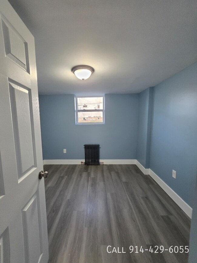 Building Photo - 217 S Tenth Ave