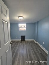 Building Photo - 217 S Tenth Ave