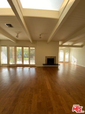 Building Photo - 513 Foothill Rd