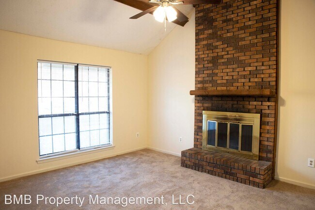 Building Photo - 3 br, 2 bath House - 3340 E Brookwood Drive