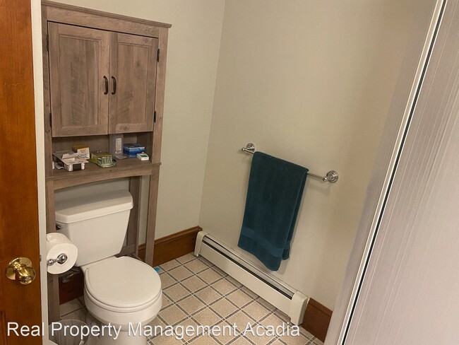 Building Photo - 1 br, 1 bath House - 88 Hammond St. Apt. #7