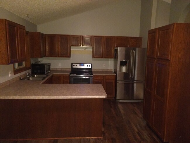 Foto del edificio - 8708 Troy Marquette Dr