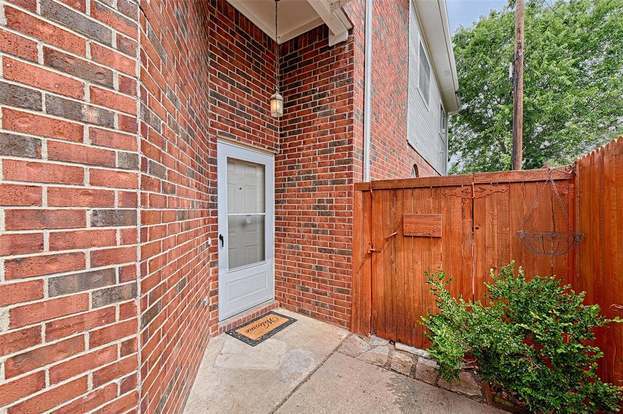 Building Photo - 8360 Hickory St