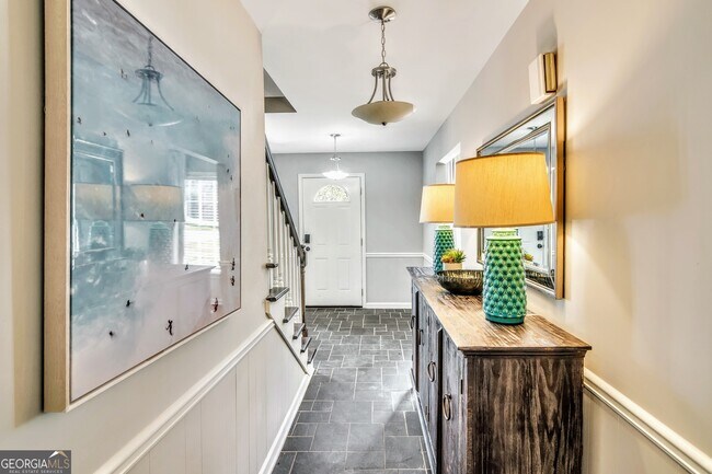 Foto del edificio - 2532 Lakebrook Ct