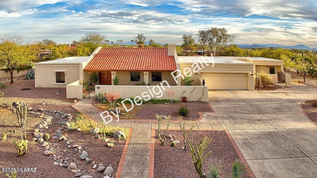Building Photo - 1200 E Paseo Pavon