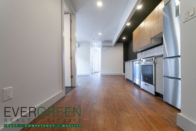 Building Photo - 311 Woodbine St