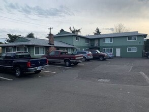 Building Photo - 2629 SE 145th Ave