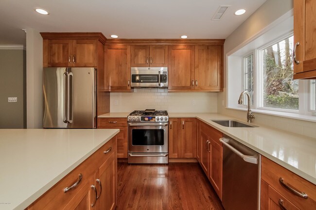 Foto del edificio - 52 Valleywood Rd