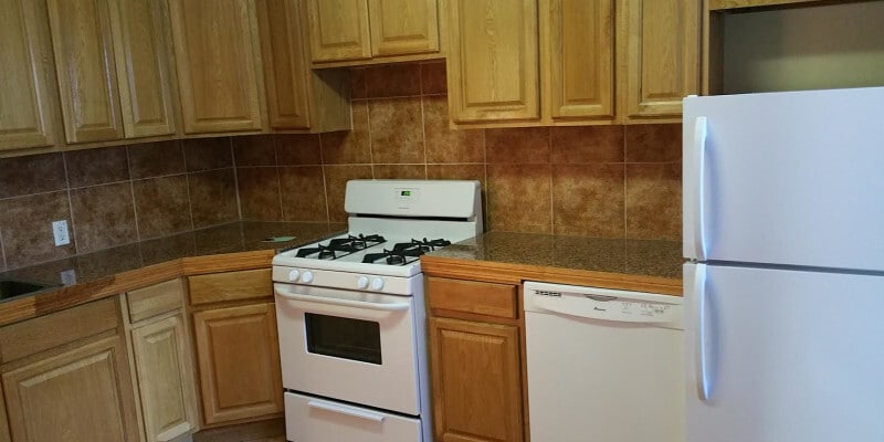 Primary Photo - 804 Farmington Ave