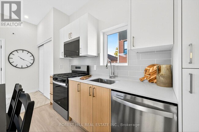 Photo du bâtiment - 52 Albright Ave