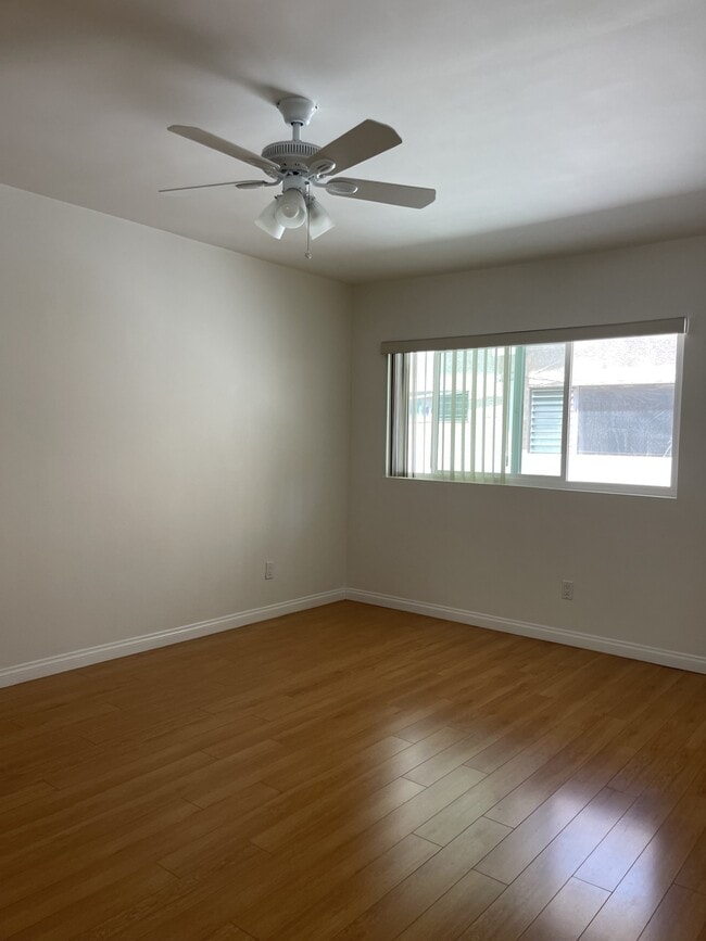 Building Photo - 4346 Ventura Canyon Ave