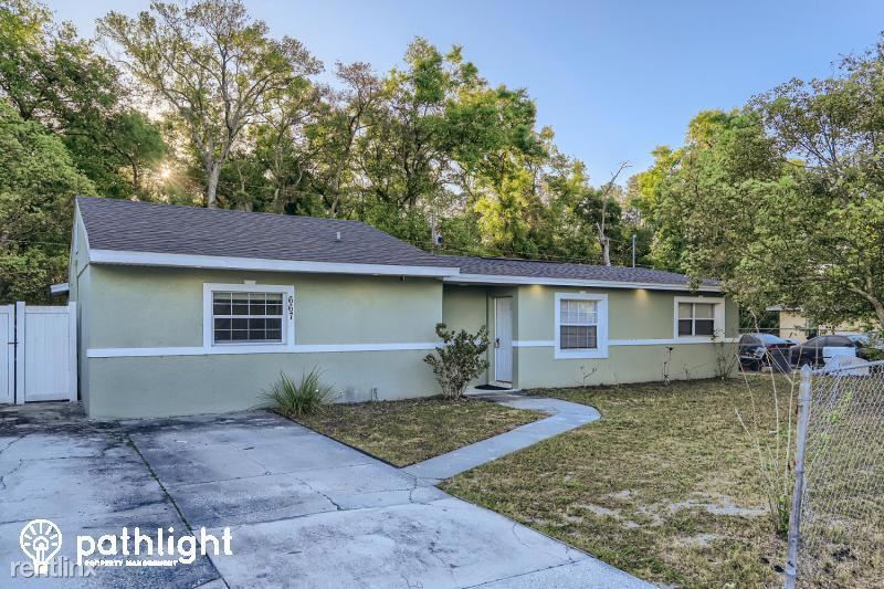 4 br, 3 bath House 667 Encino Way UNIT House Rental in Altamonte