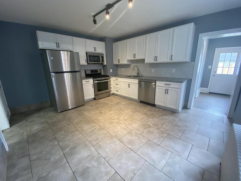 Photo - 220 East Marshall Street