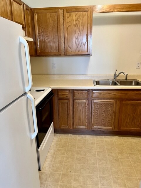 Foto del edificio - 3323 Country Place Ln