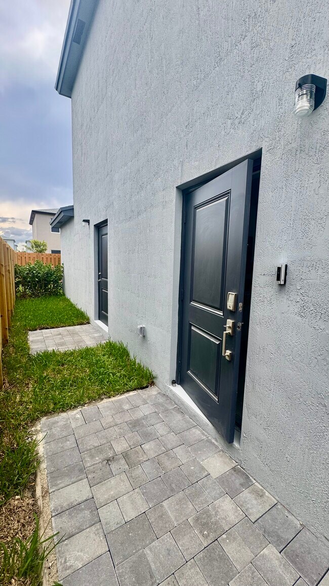 Foto del edificio - 19479 SW 340th St