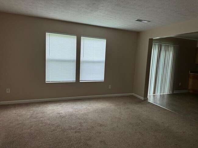Foto del edificio - 1232 Topp Creek Dr