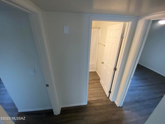 Foto del edificio - 3325 E Blacklidge Dr