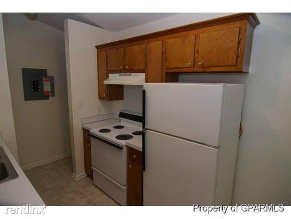 Building Photo - 1213 E Fire Tower Rd