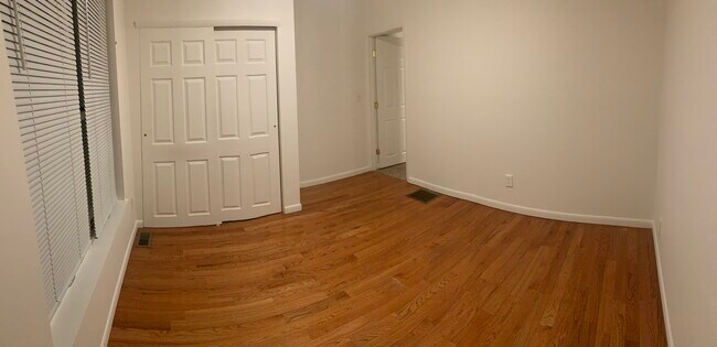 bedroom - 3531 W Allegheny Ave
