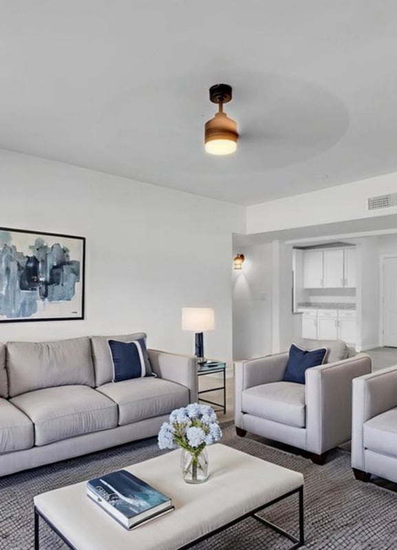 Foto principal - 9412 Beals St