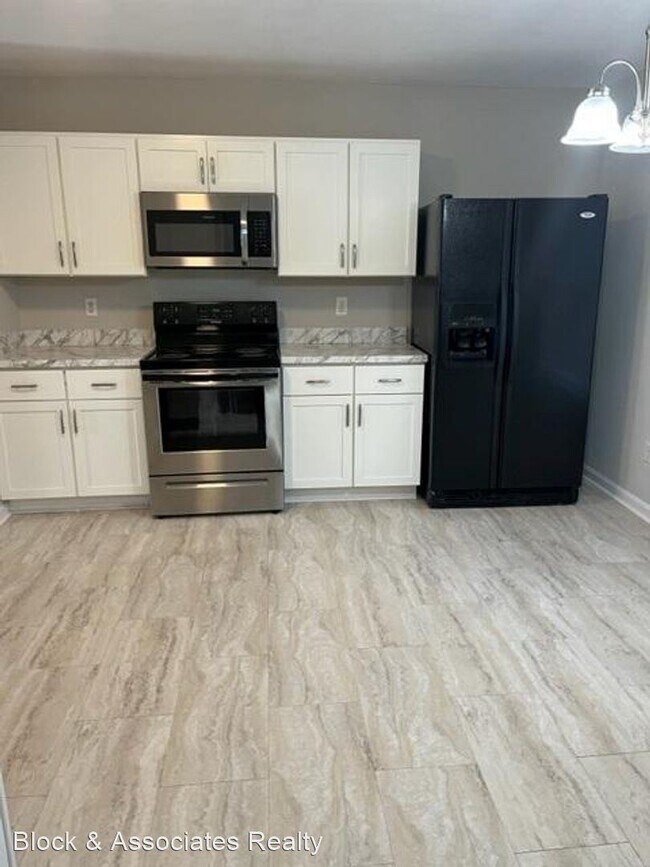 Building Photo - 3 br, 2.5 bath House - 5104 Thornton Knoll...