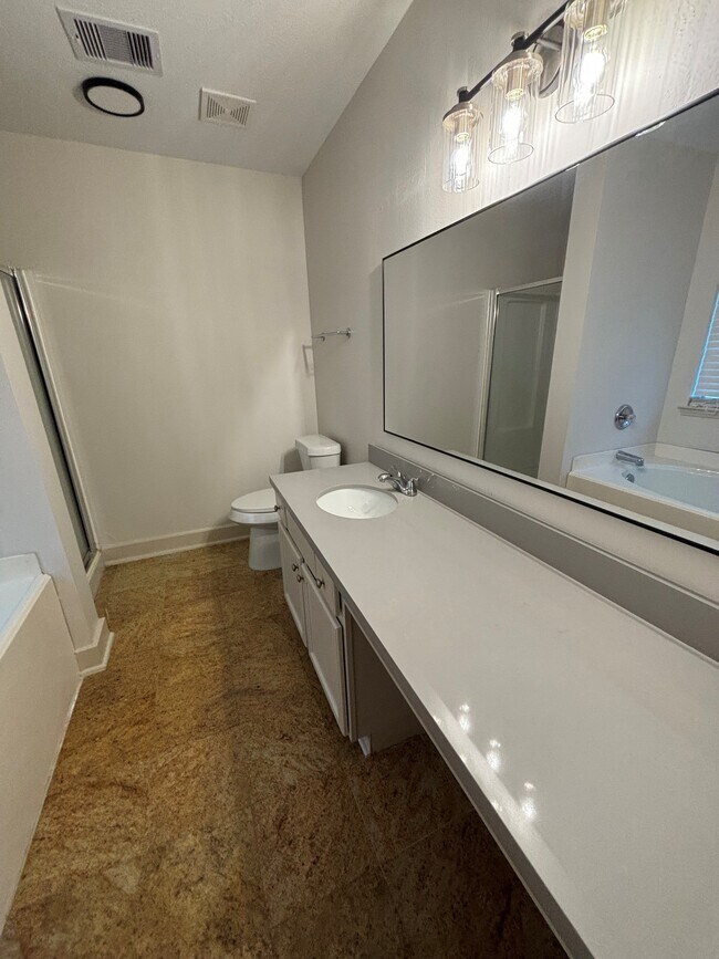 Main Bath - 10026 Farrell Dr