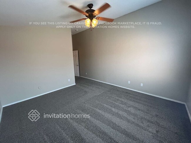 Building Photo - 15508 W Port Royale Ln