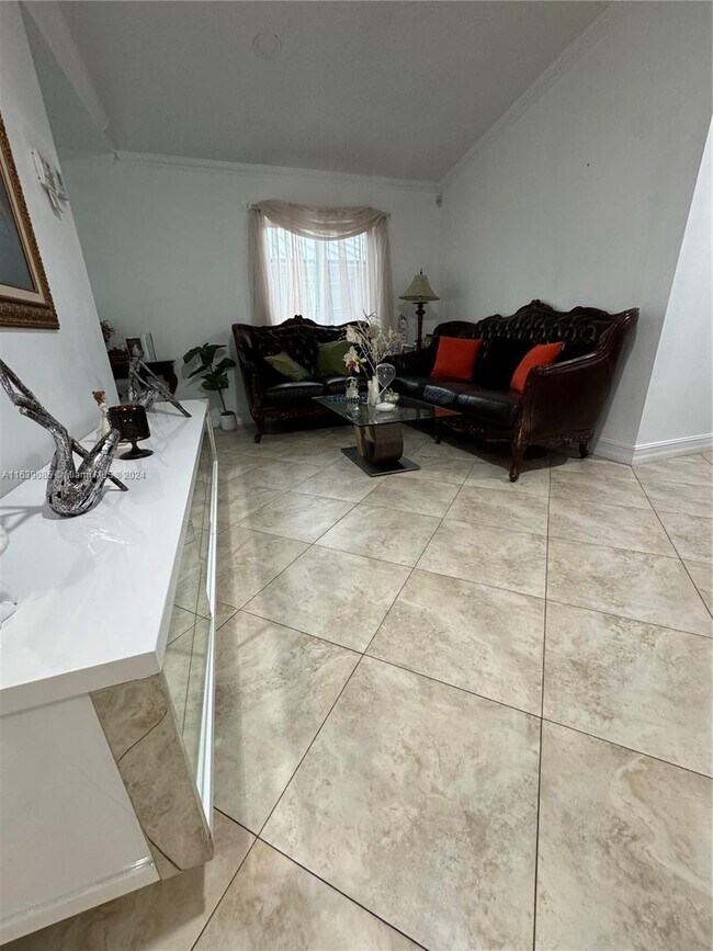 Foto del edificio - 7401 W 33rd Ln