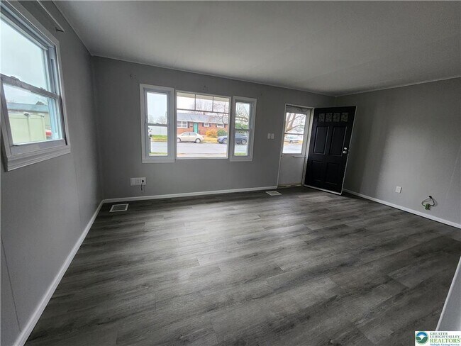 Foto del edificio - 1631 North Blvd