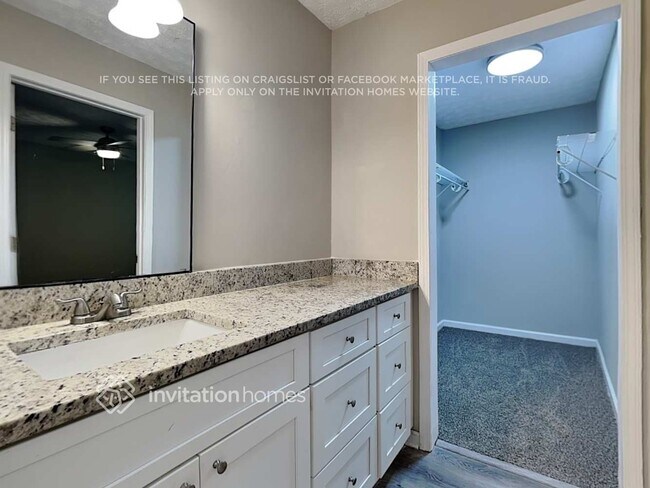 Building Photo - 6453 Alford Way