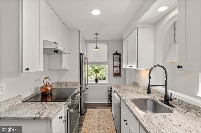 Foto del edificio - 2736 P St NW