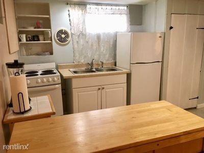 Building Photo - 1226 Circle Dr